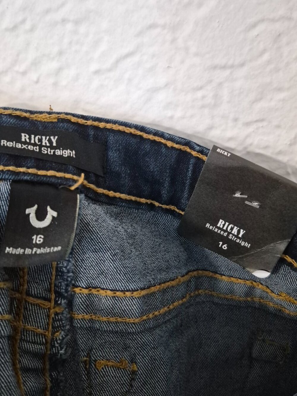 NWT True Religion Jeans, Boys Relaxed Straight Ricky, Size 16 - Picture 5 of 7